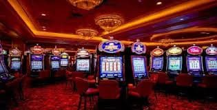ငါးပစ်ဂိမ်း မြန်မာ online arcade gameplay screen